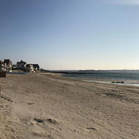Beach 5 Mins Away 35 M2 Private Parking Mellet