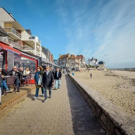 Beach 5 Mins Away 35 M2 Private Parking Appartement