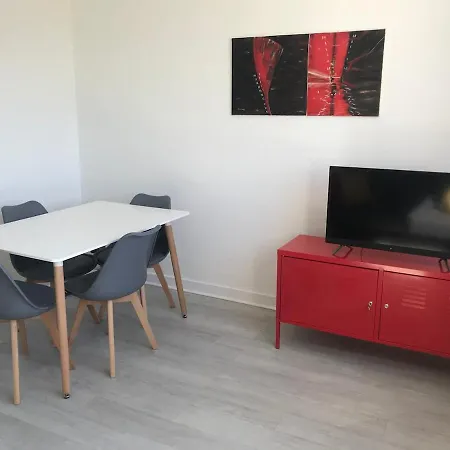 Appartement Beach 5 Mins Away 35 M2 Private Parking