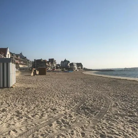 Beach 5 Mins Away 35 M2 Private Parking Appartement *